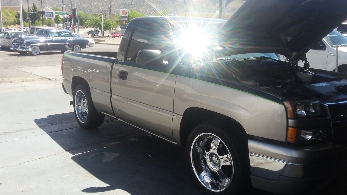 Classic pickup truck fitted with chrome wheels